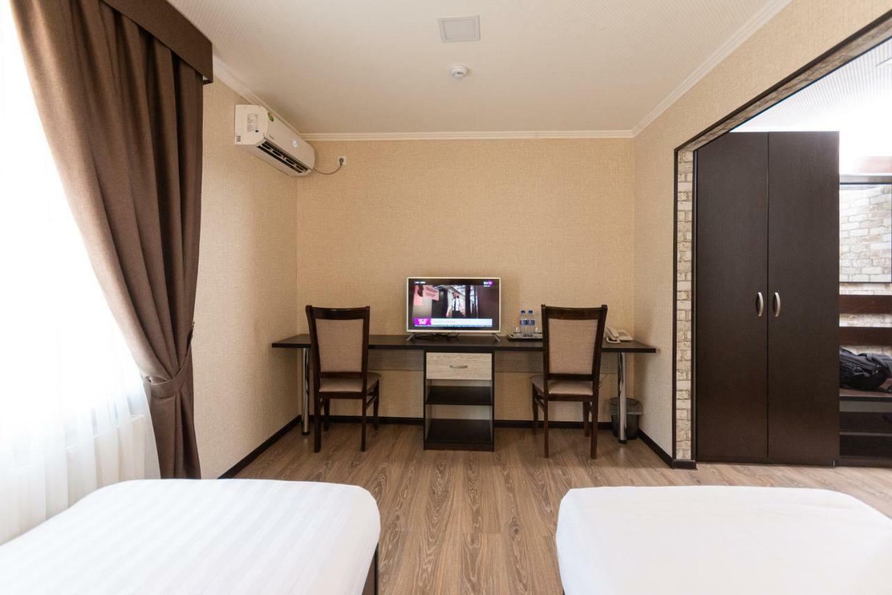 Voyage Hotel Fergana Kültér fotó