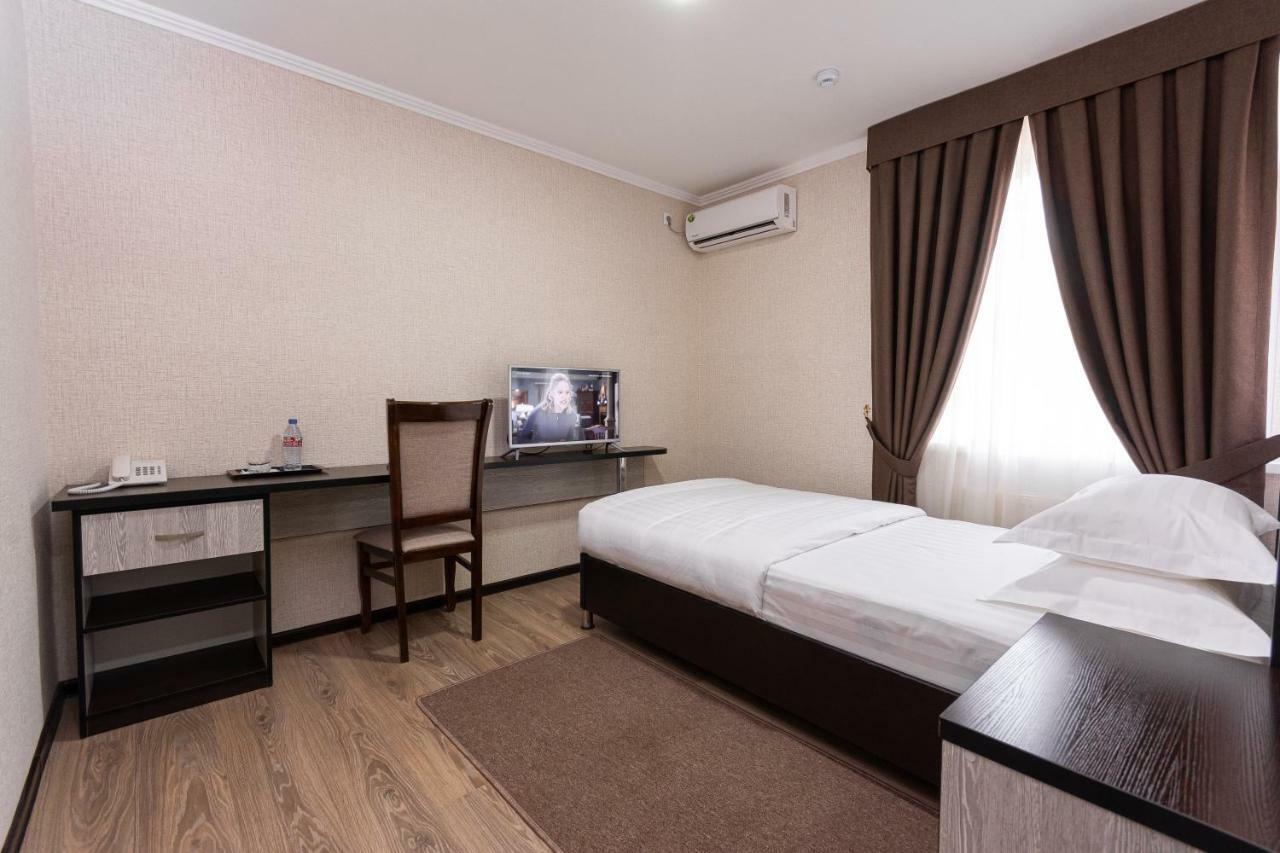 Voyage Hotel Fergana Kültér fotó